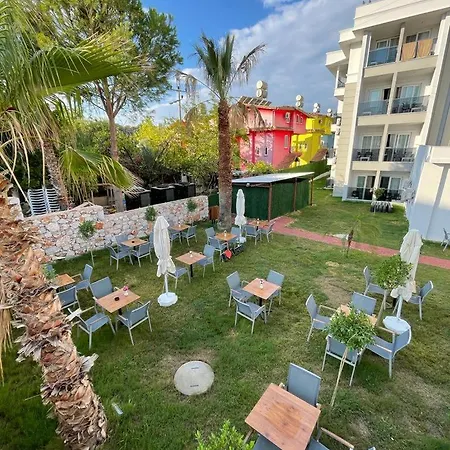 Alessia Hotel 3*