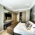 Hotel Alessia 3*