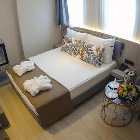 Hotel Alessia 3*